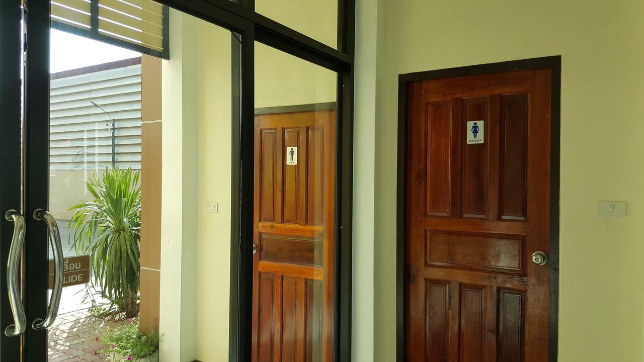 Charoensuk Grand Hotel Kabin Buri Buitenkant foto